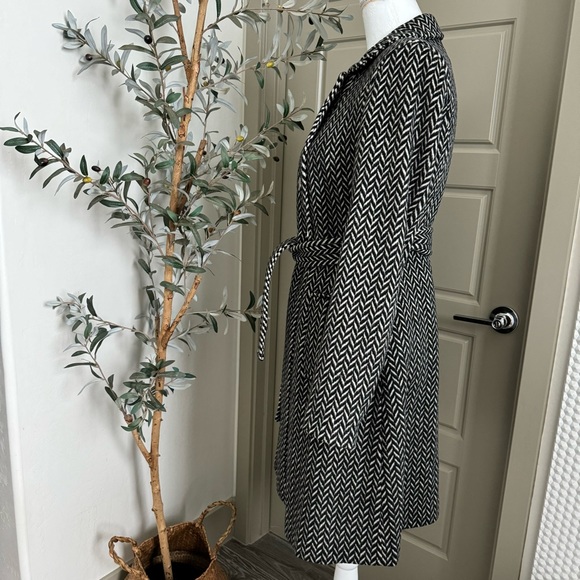 Express coat black and white - Picture 3 of 8